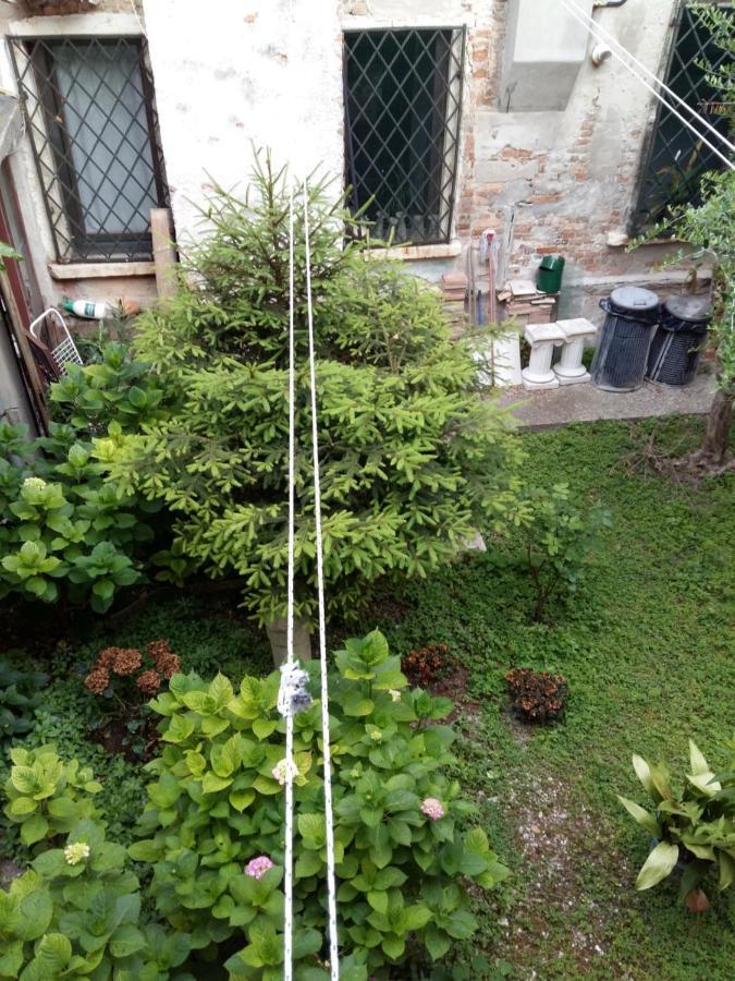 Ca Lirica Appartement *